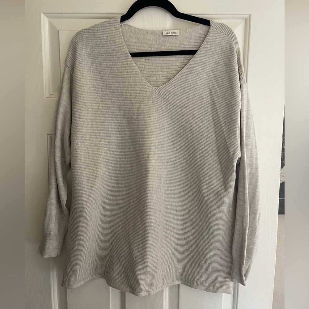 Grey sweater